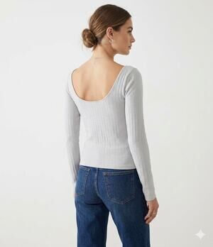 NWT Anthropologie Ribbed Long Sleeve Light Grey Seamless Top M Balletcore Basic